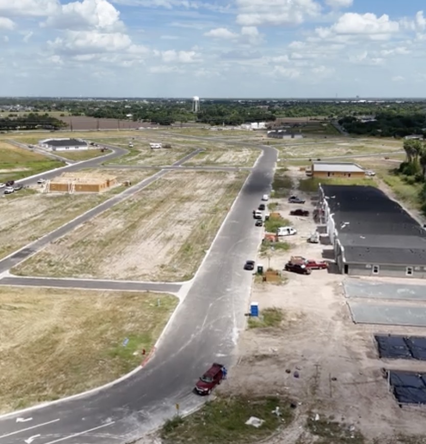 aerial view of land and homes under construction in the heights at alamo in alamo, tx