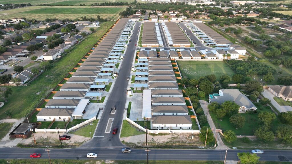 aerial view of homes in sugar mills subdivision in edinbur, near utrgv