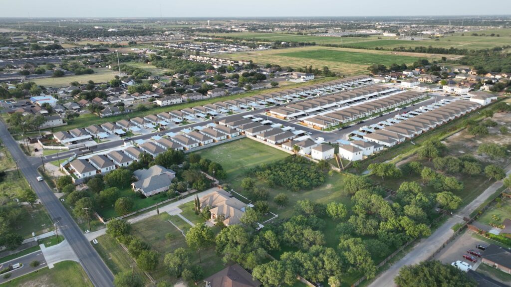 aerial view of homes in sugar mills subdivision in edinbur, near utrgv